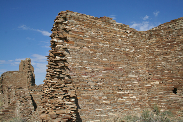 Pueblo Pintado Great House walls with floor lines